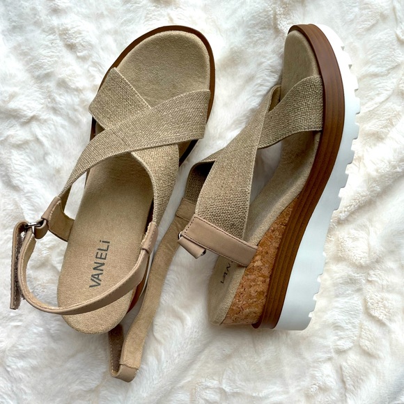 VANELi Platform Shoes size 8.5 - Picture 1 of 4